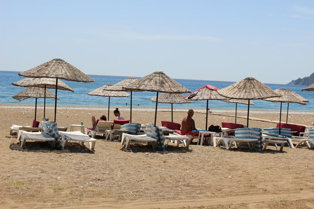 伊克兹别墅 Çıralı 外观 照片